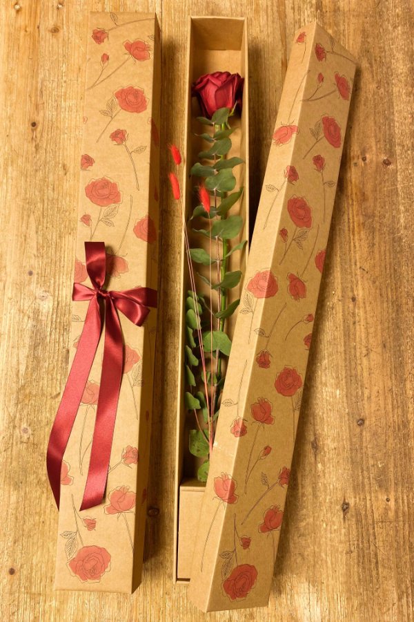Elegante scatola con 1 rosa (80cm)
